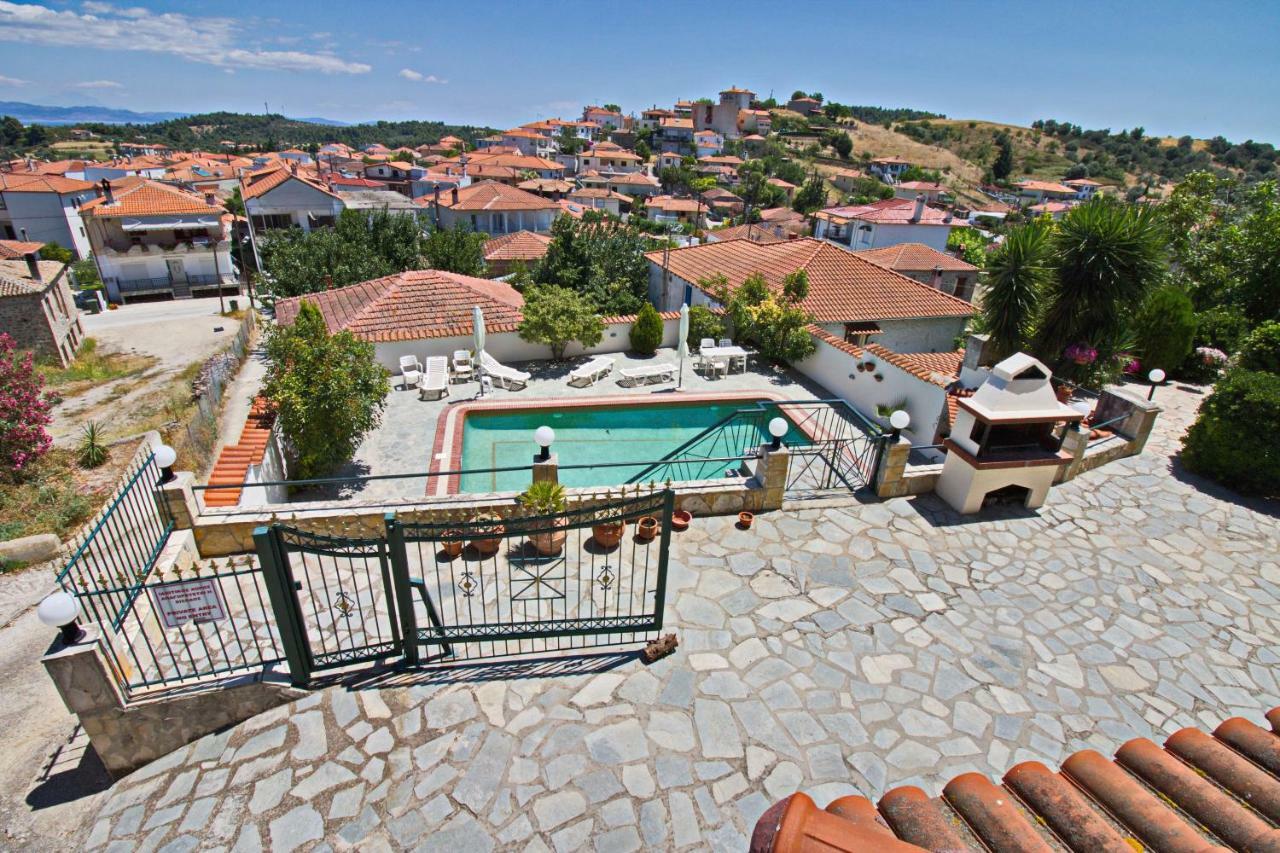 Maisonette With Sea View & Pool Villa Палиурион Екстериор снимка