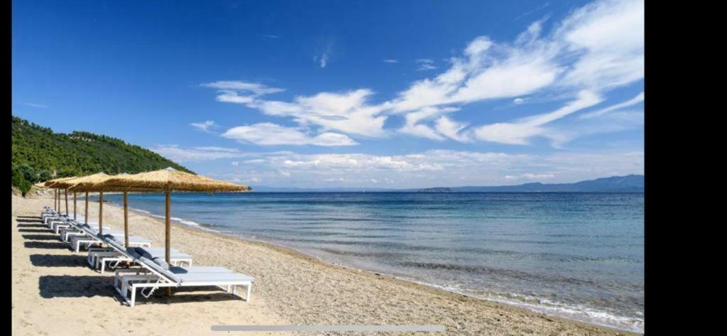 Maisonette With Sea View & Pool Villa Палиурион Екстериор снимка