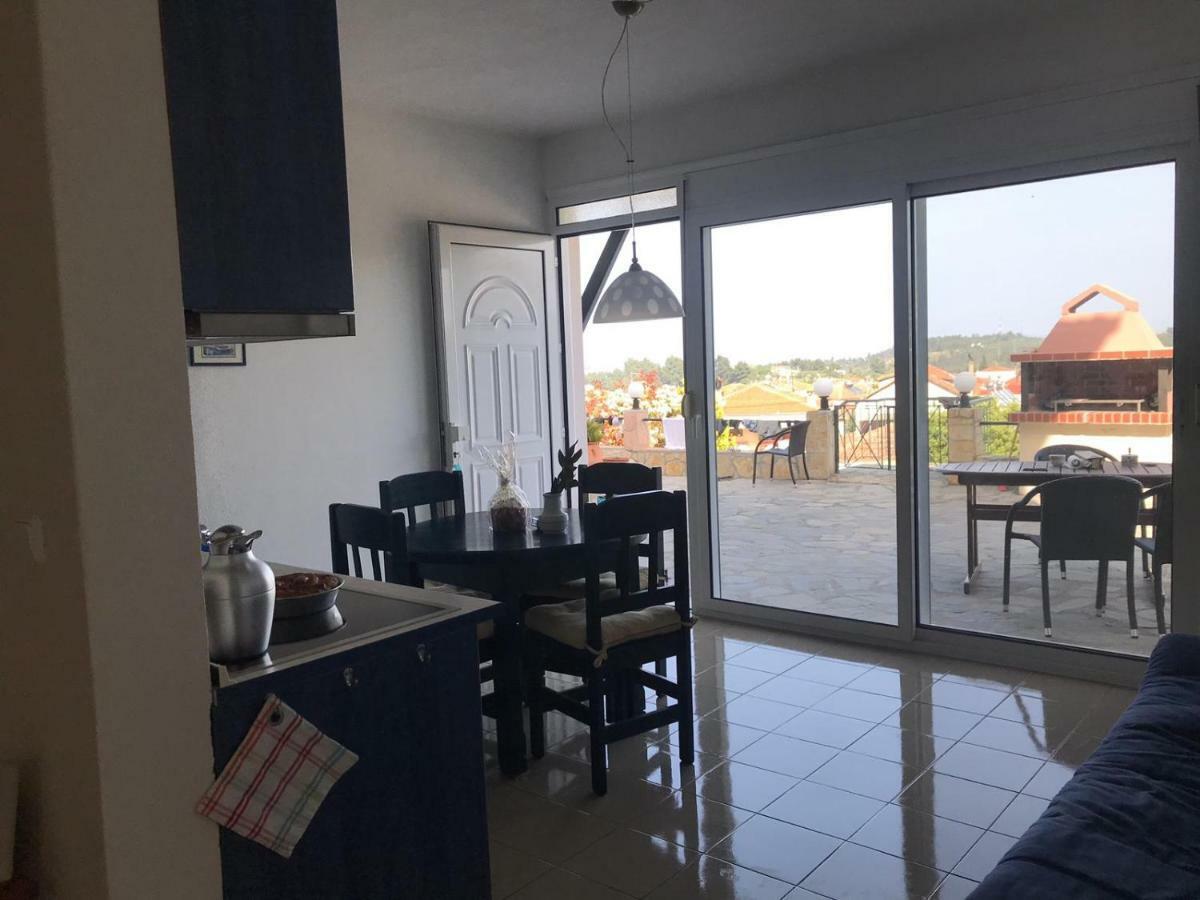 Maisonette With Sea View & Pool Villa Палиурион Екстериор снимка